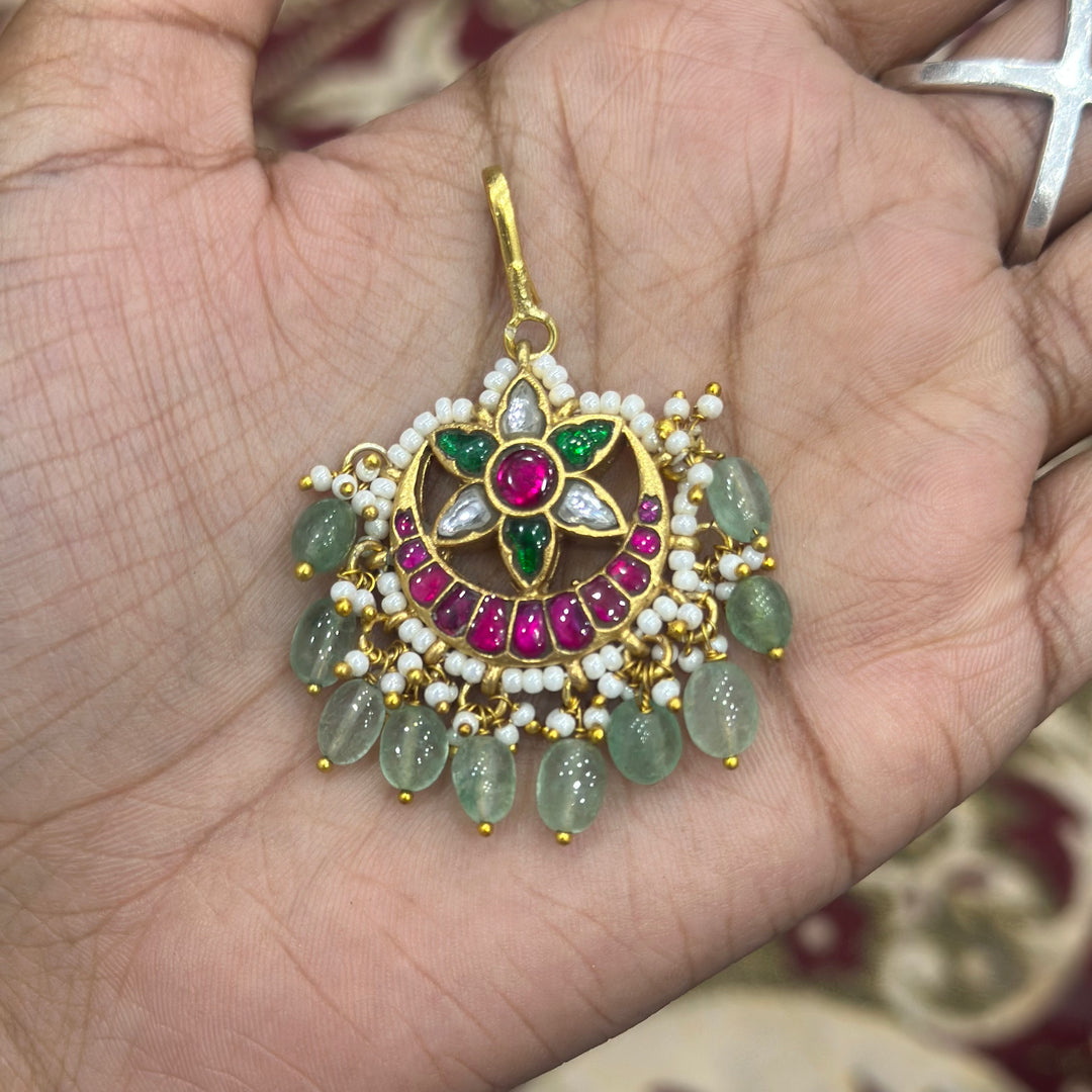Jadau Kundan Maang Tika