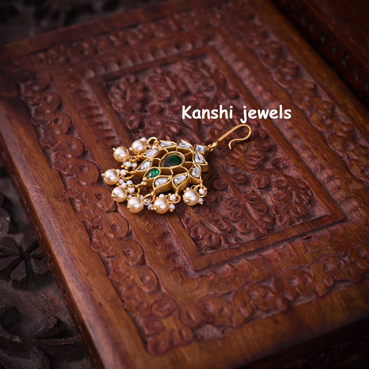 kundan tikka