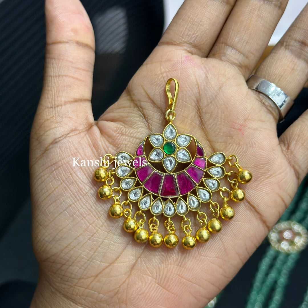 Jadau Kundan Maang Tika
