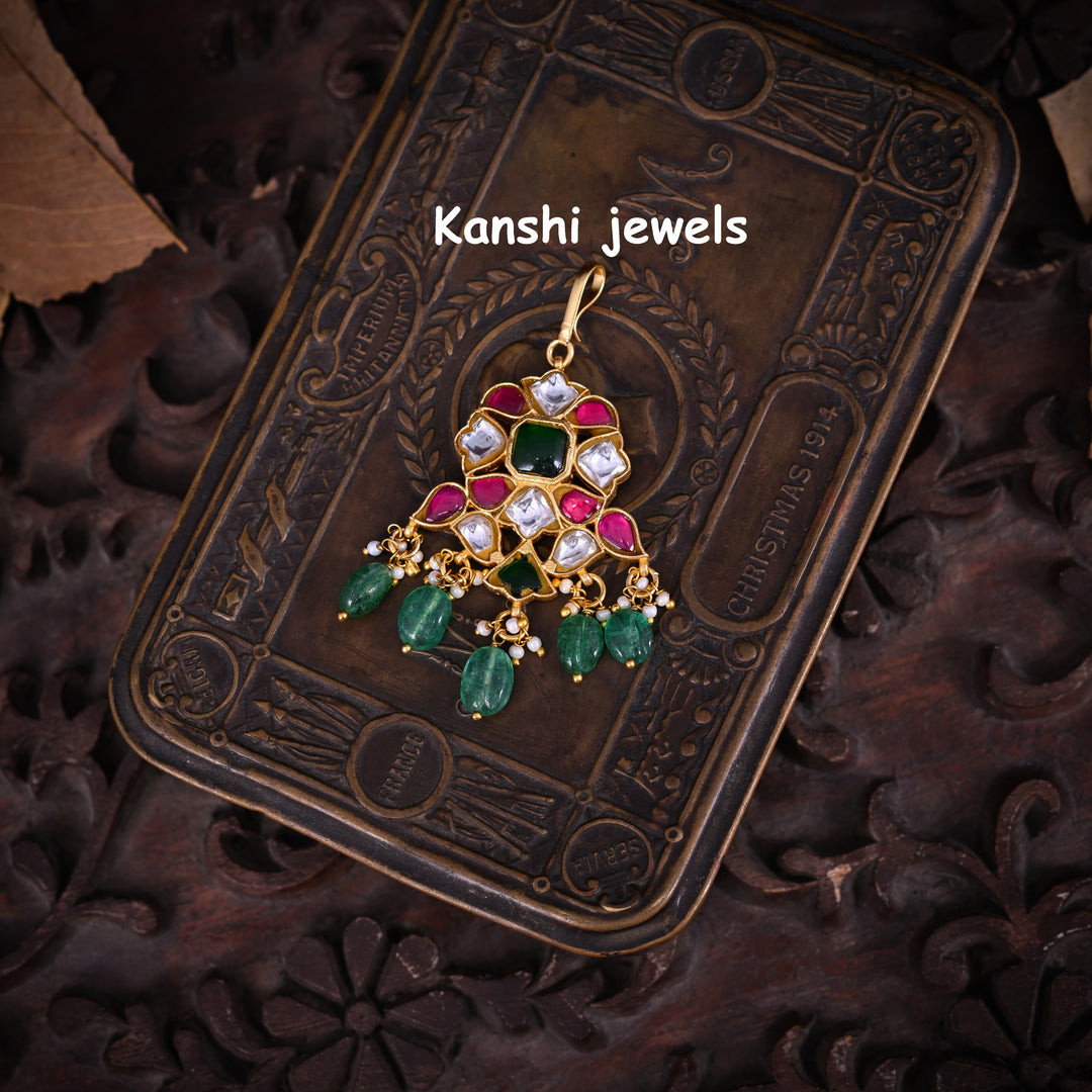 Jadau Kundan Maang Tika