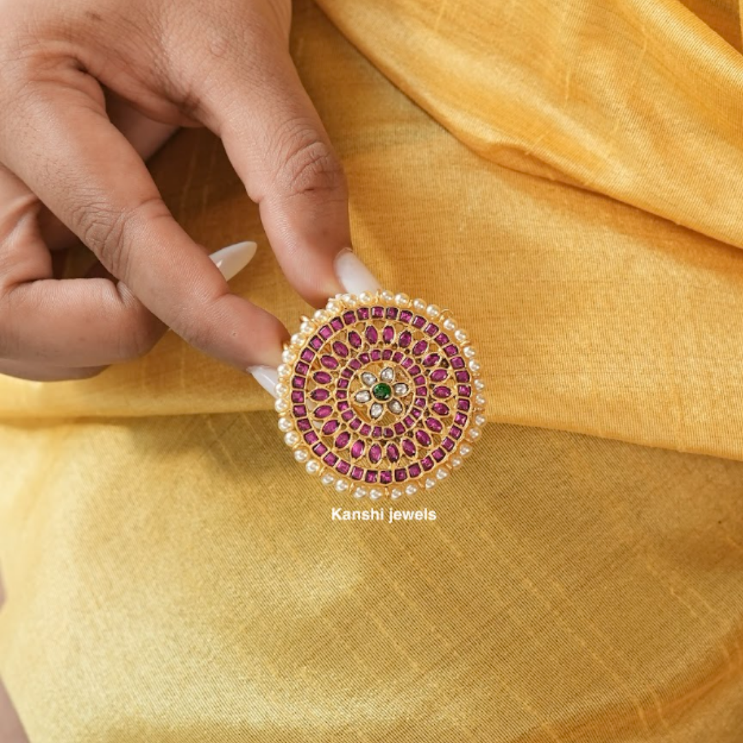 Jadau handcut sun accessory