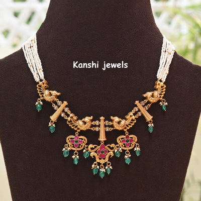 Jadau Kundan Choker