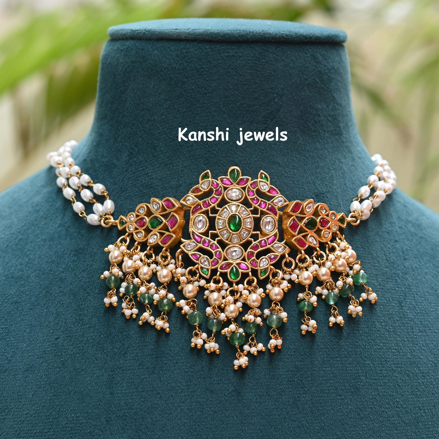 Jadau Kundan Choker