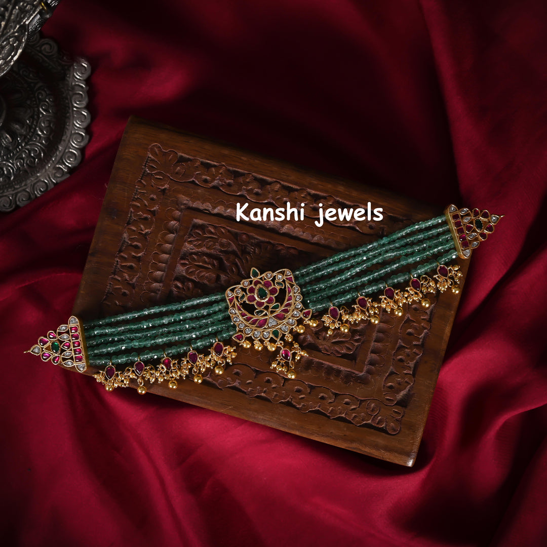 Jadau Kundan Chokar