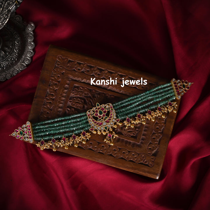Jadau Kundan Chokar