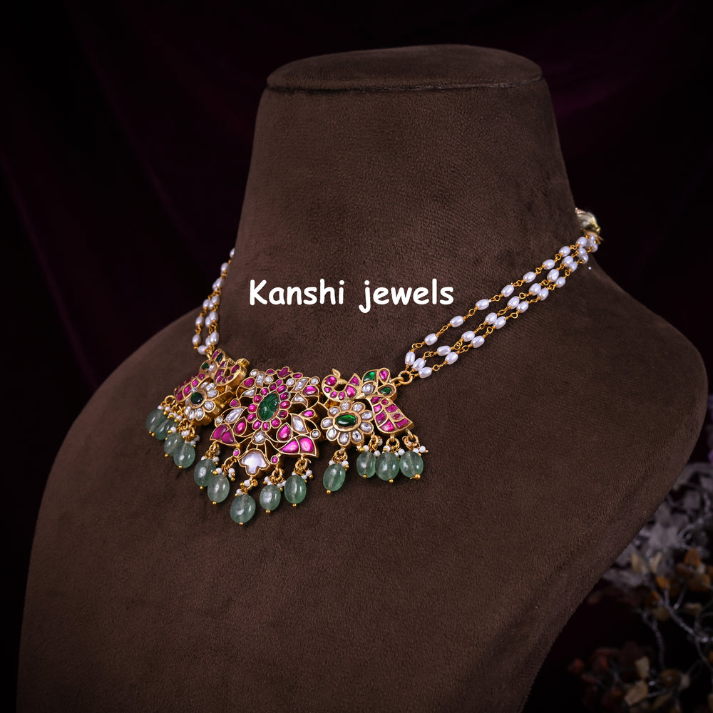 Jadau Kundan Chokar
