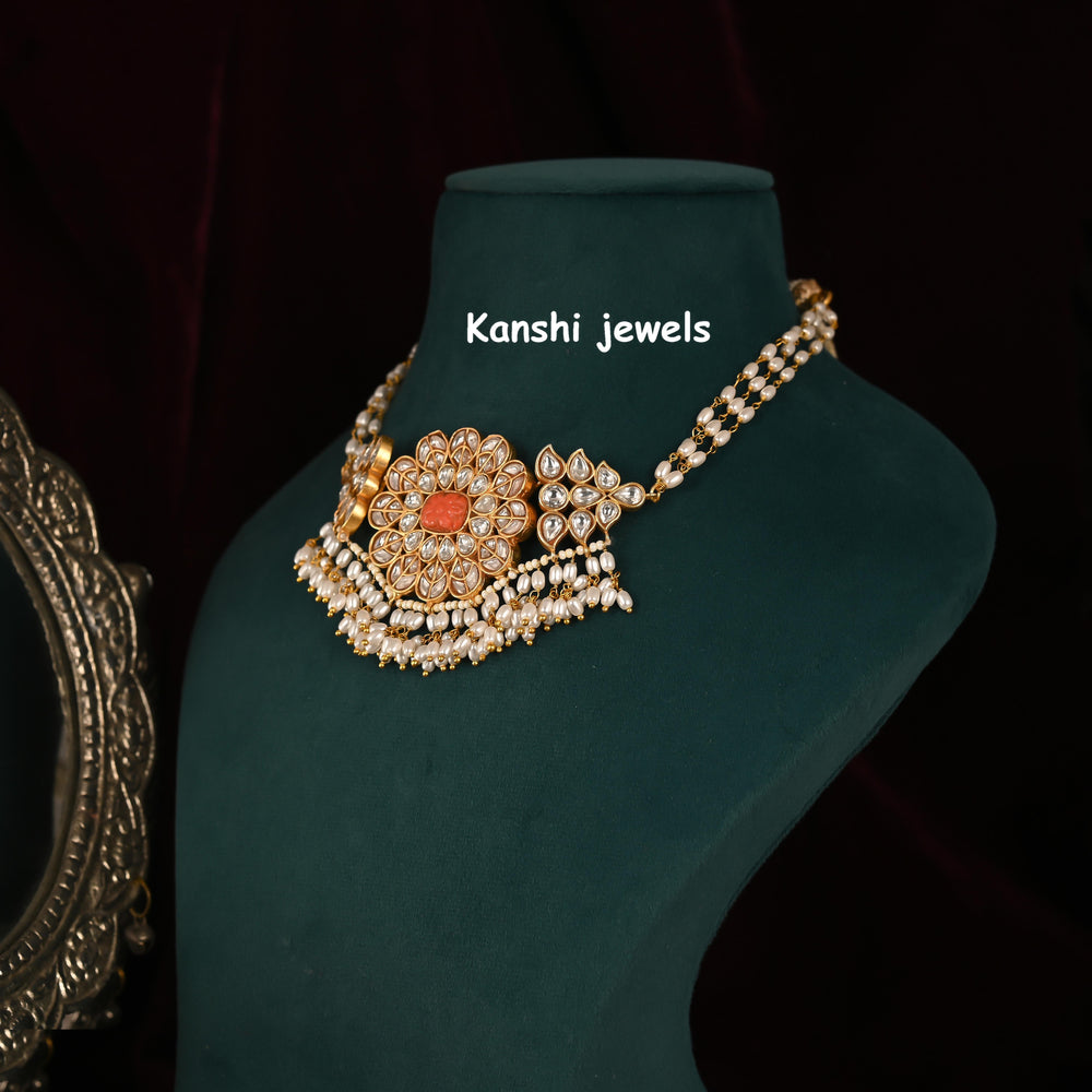 Jadau Kundan Chokar