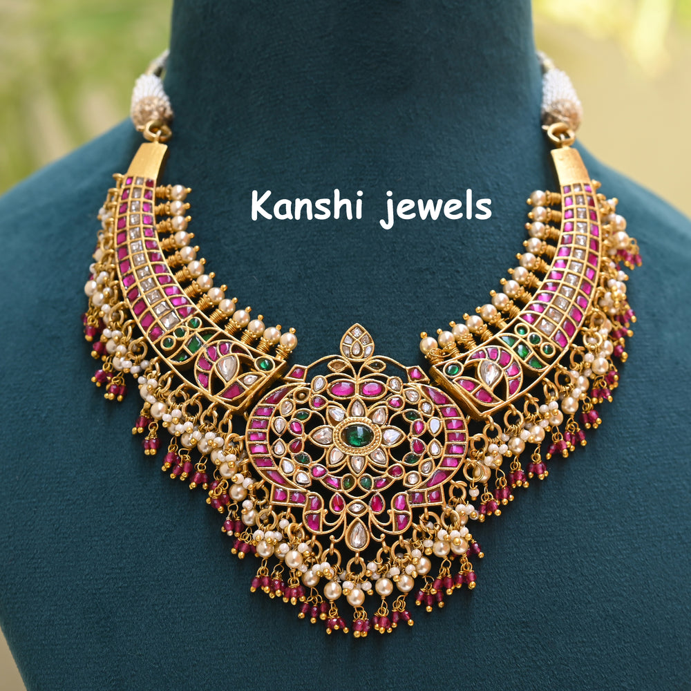 Kundan Choker