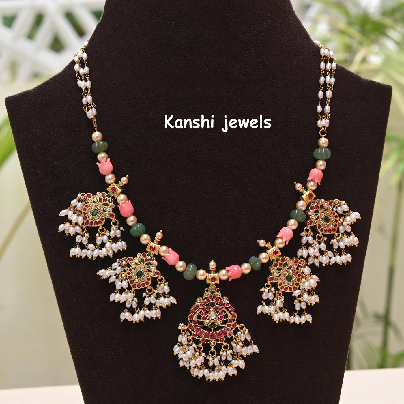 Jadau Kundan Choker