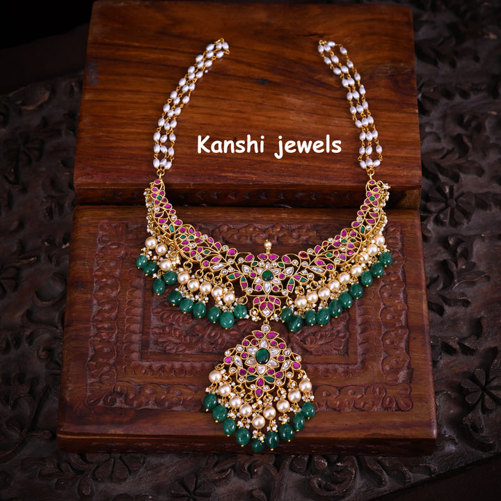 kundan necklace