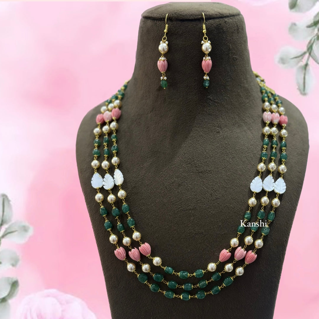 Pearl necklace by Kanshi Jewels,
Dulhan pearl necklace