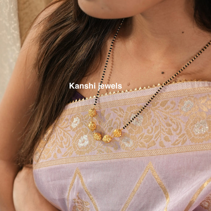 Nakashi Gold Balls Mangalsutra