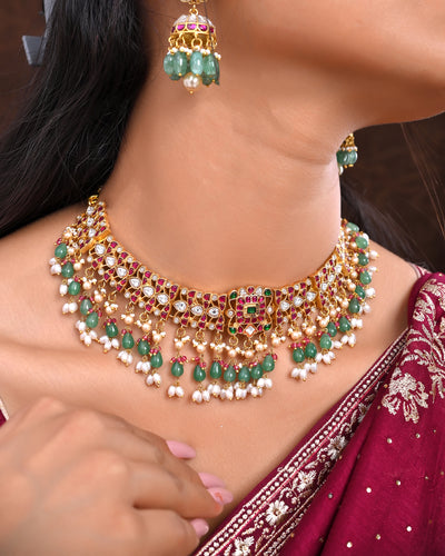 Jadau Kundan necklace earrings set