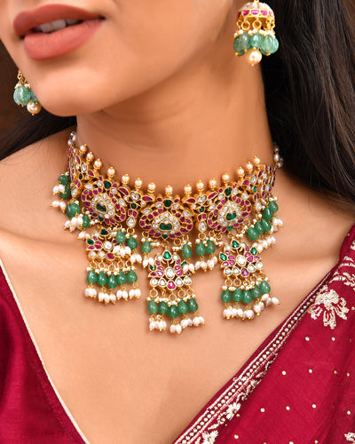 Jadau Kundan necklace earrings set