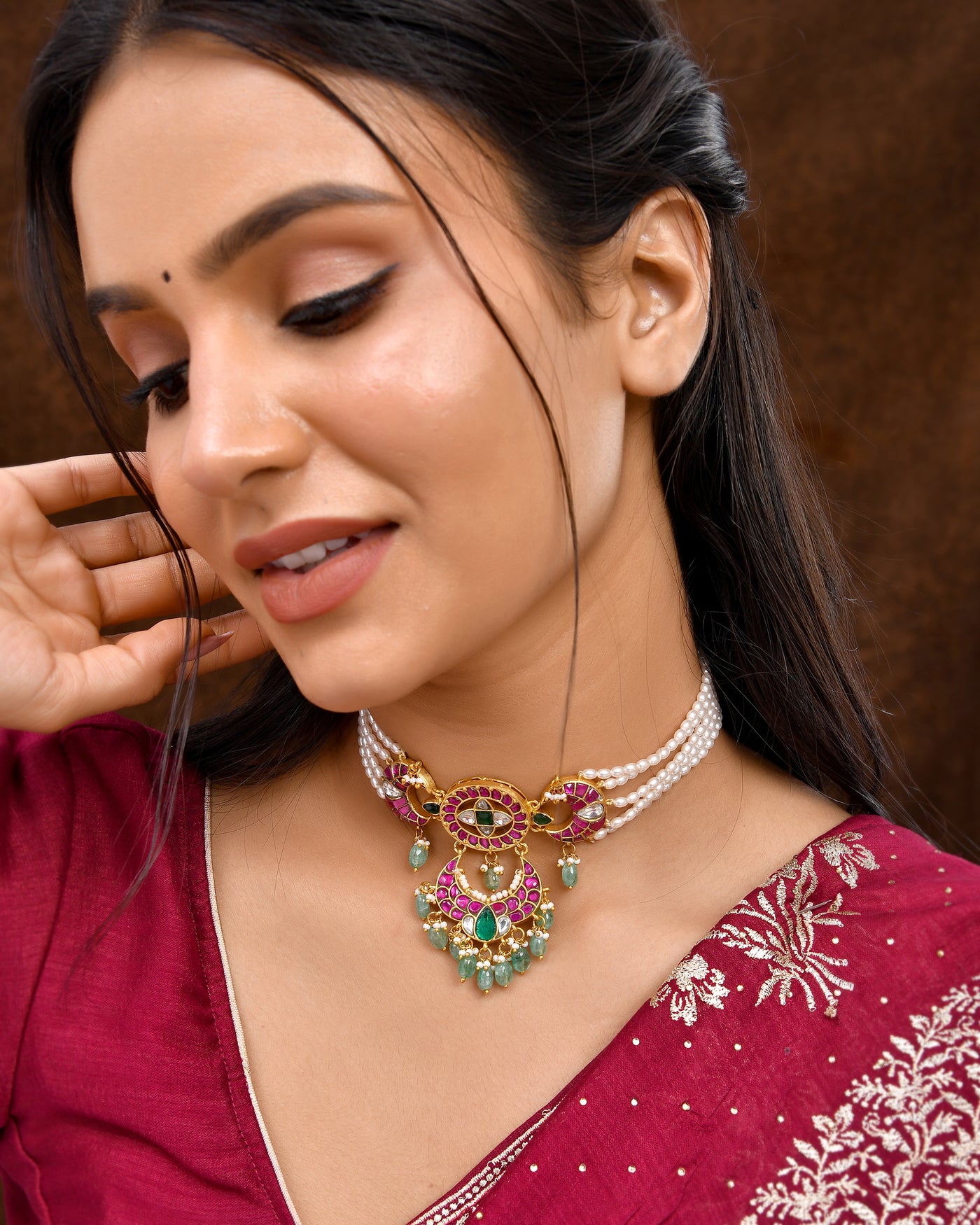 Kundan chokar necklace