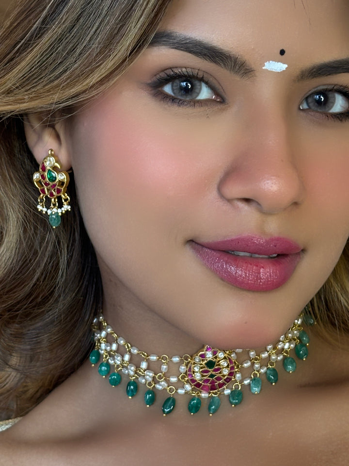 Elegant Jadau motive pearl peacock fusion set