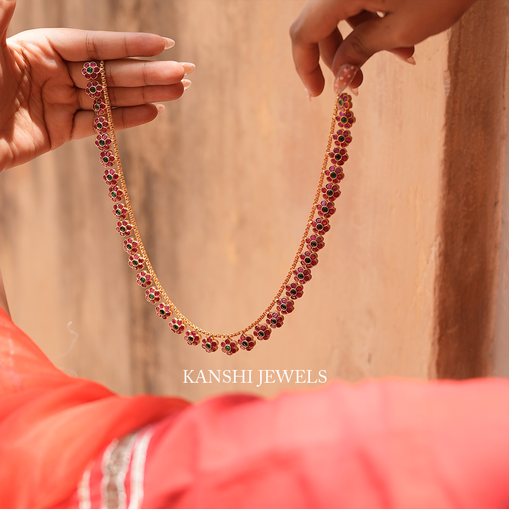 Elegant Flower Jadau Kundan Chain
