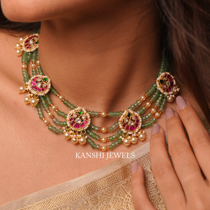 Emerald jadau necklace