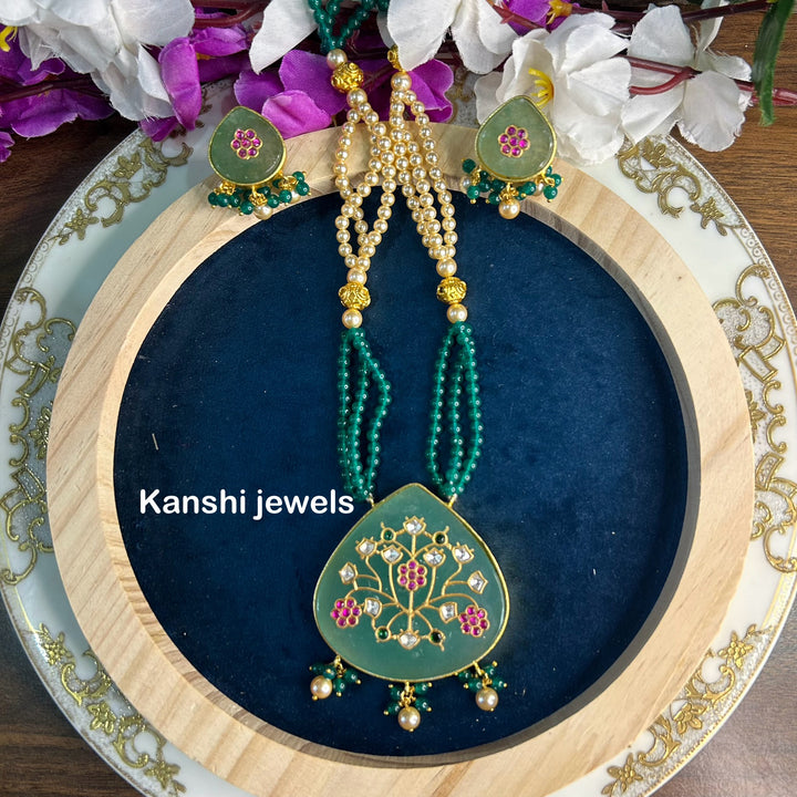 Hand work jadau set
