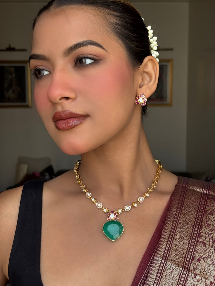Heart emerald motive diamond fusion set