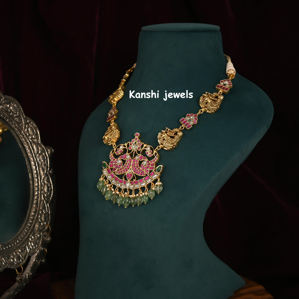 Jadau Kundan Chokar