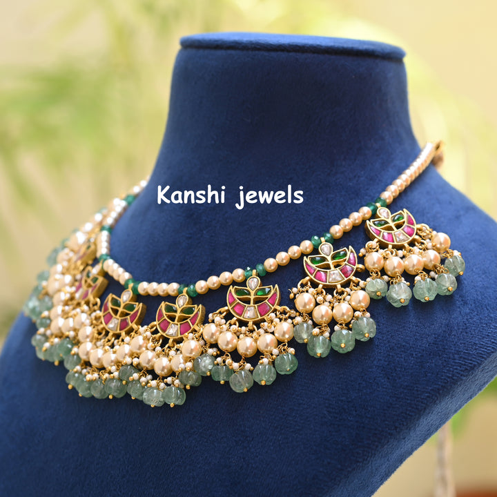  Kundan Choker