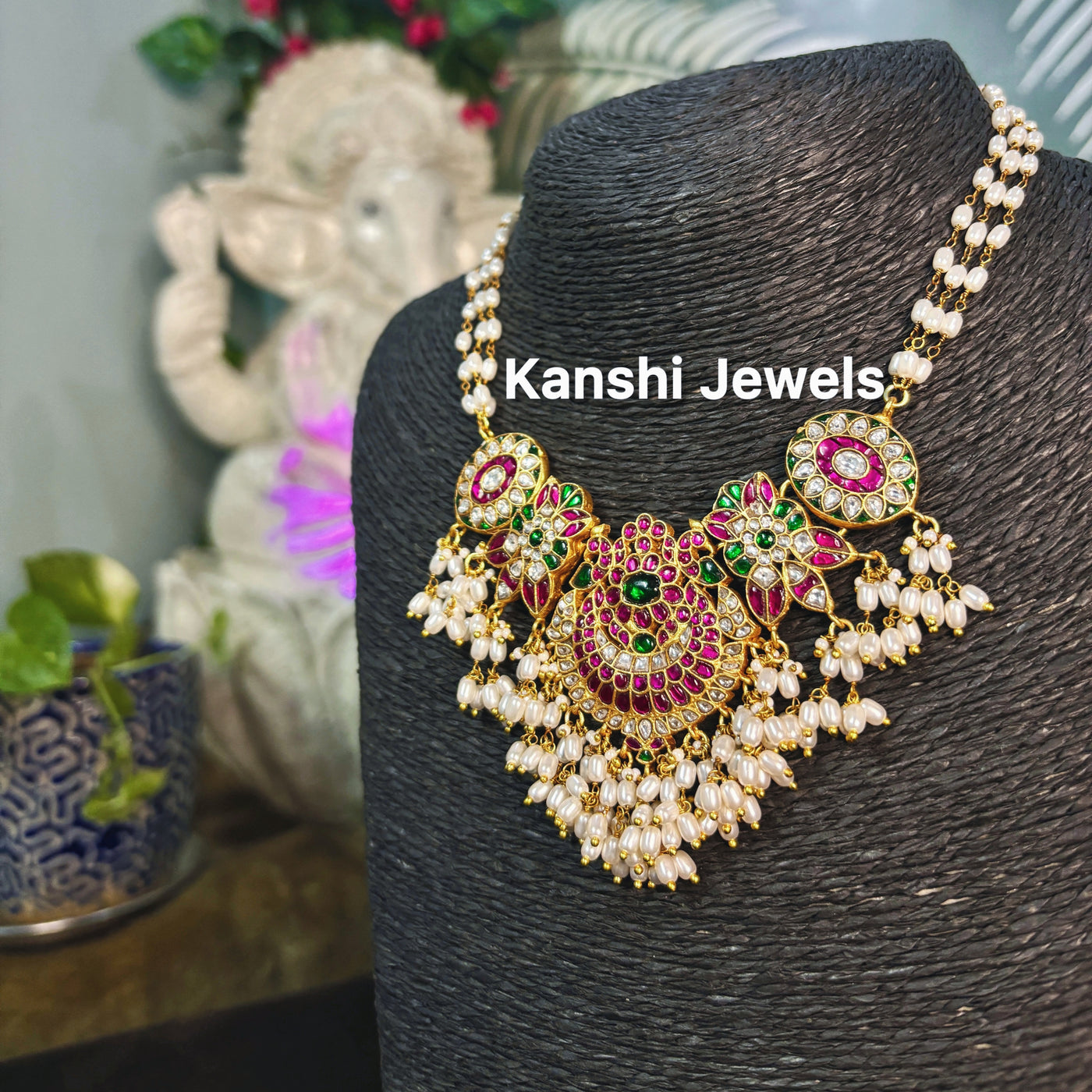 Jadau Kundan Choker