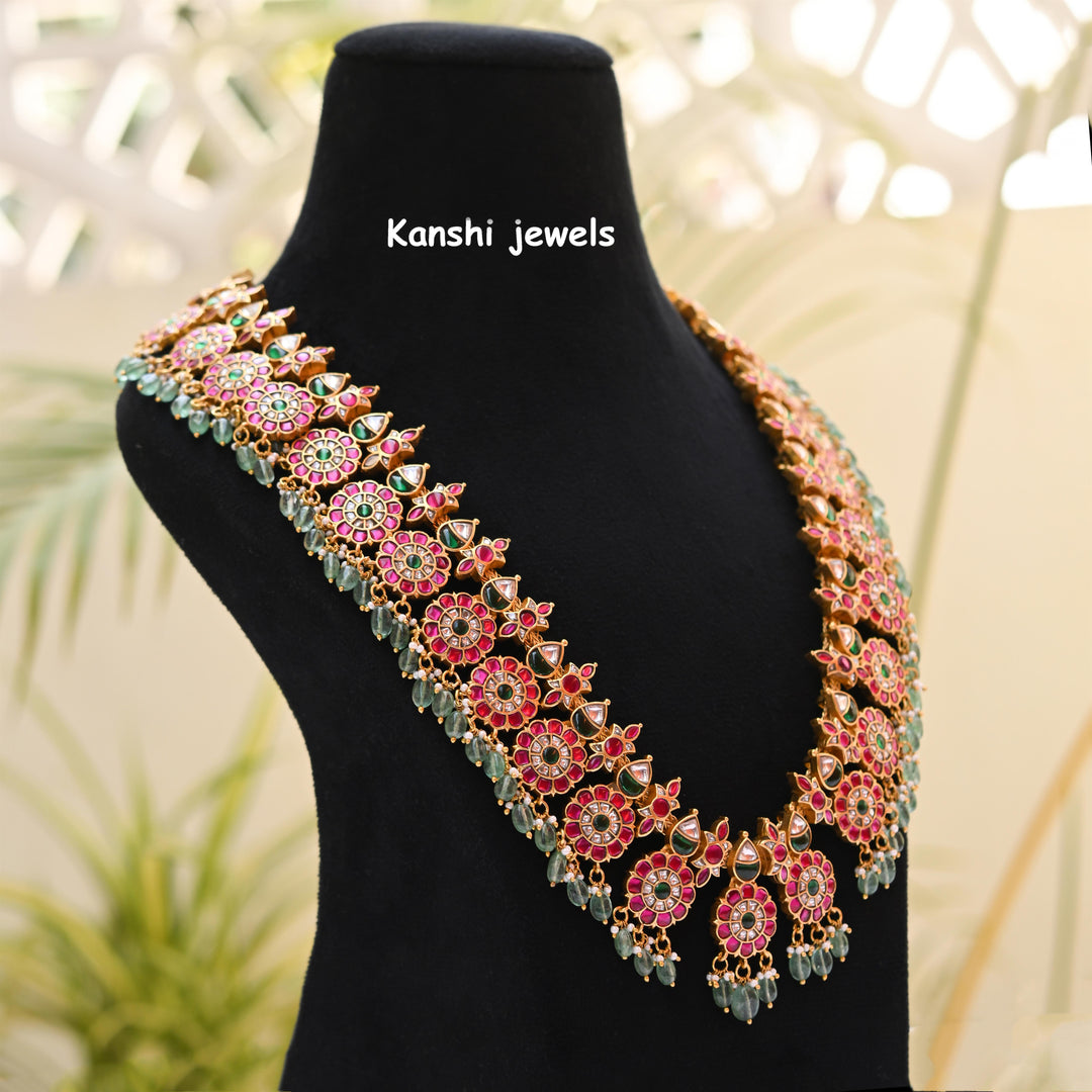Jadau jewellery , Kanshijewels , dulhan necklace , chokar necklace, kundan necklace, jadau necklace,  kanshi jewellery