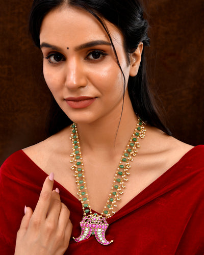 Kundan necklace