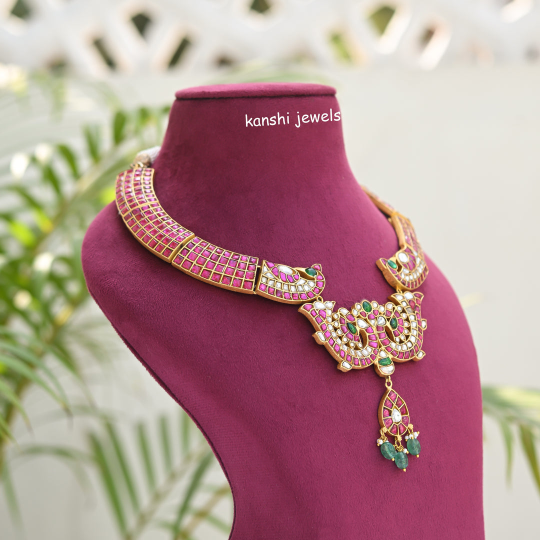 Jadau necklace