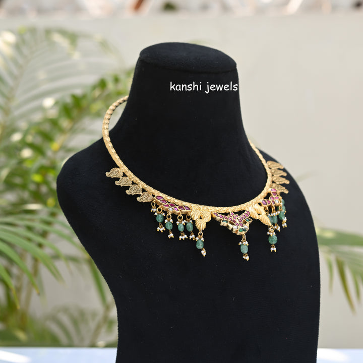 Nakashi hasli necklace