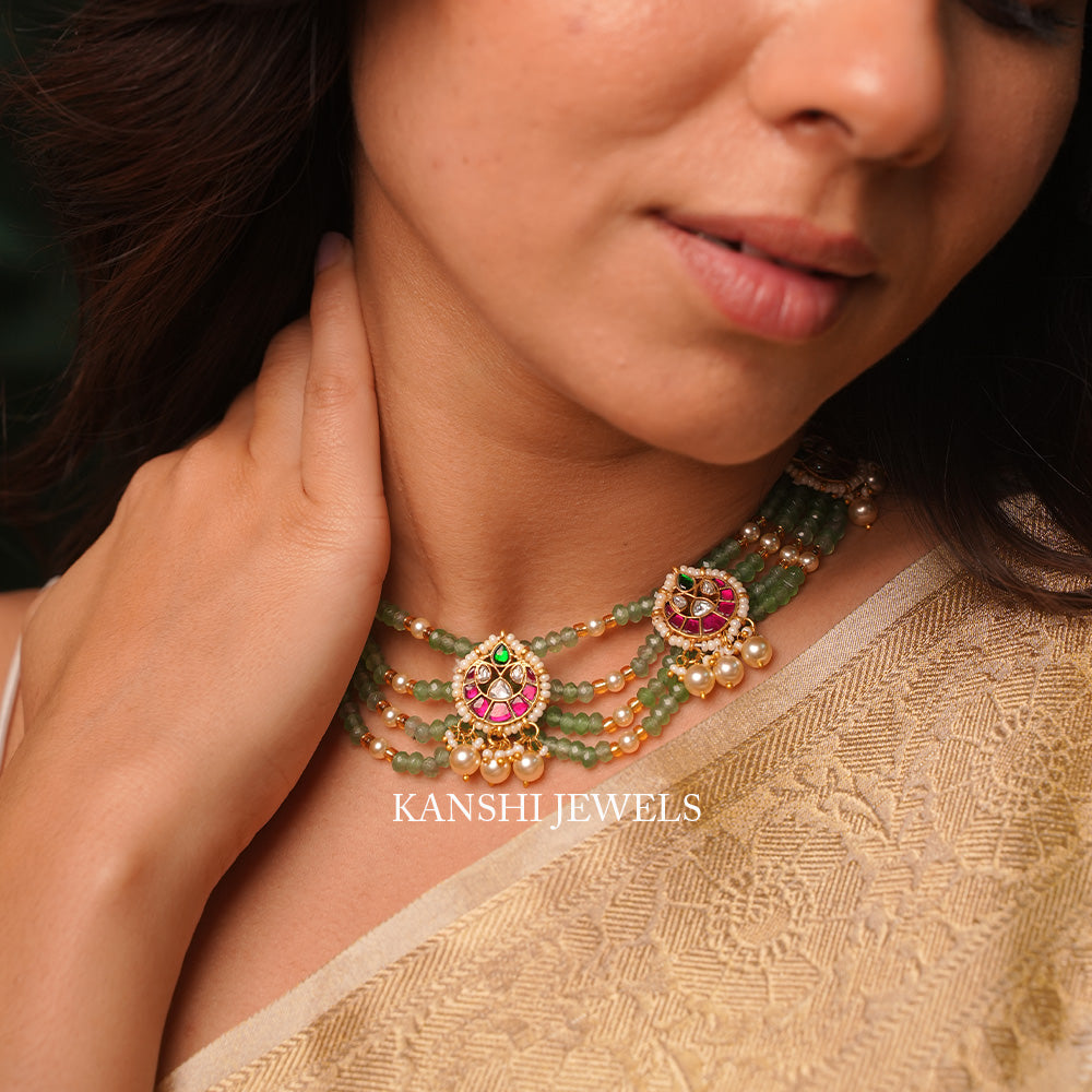 Emerald jadau necklace