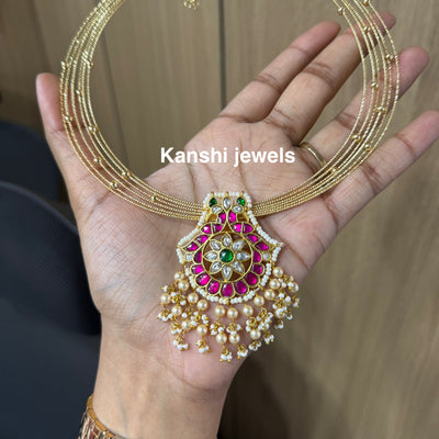 Jadau pendant with multipurpose detachable hasli