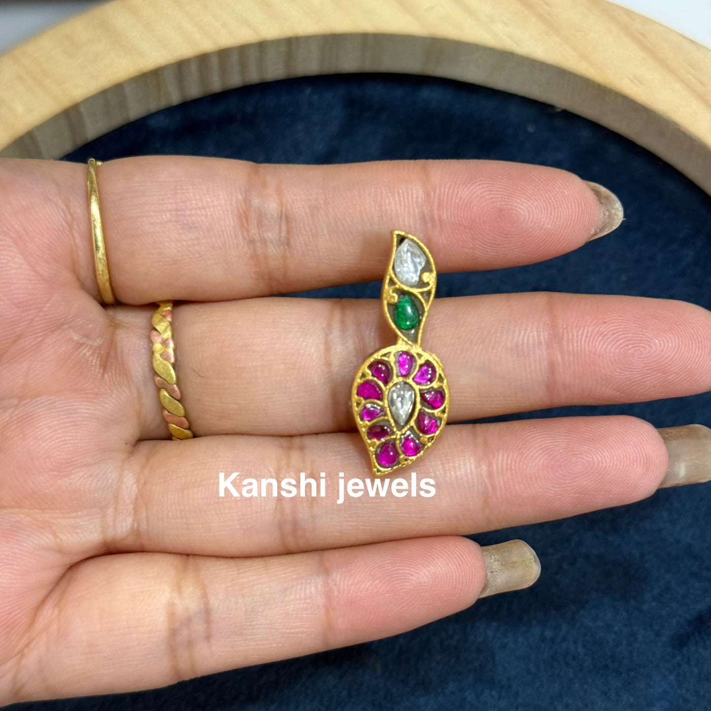 Jadau Mango Pendant & Studs set