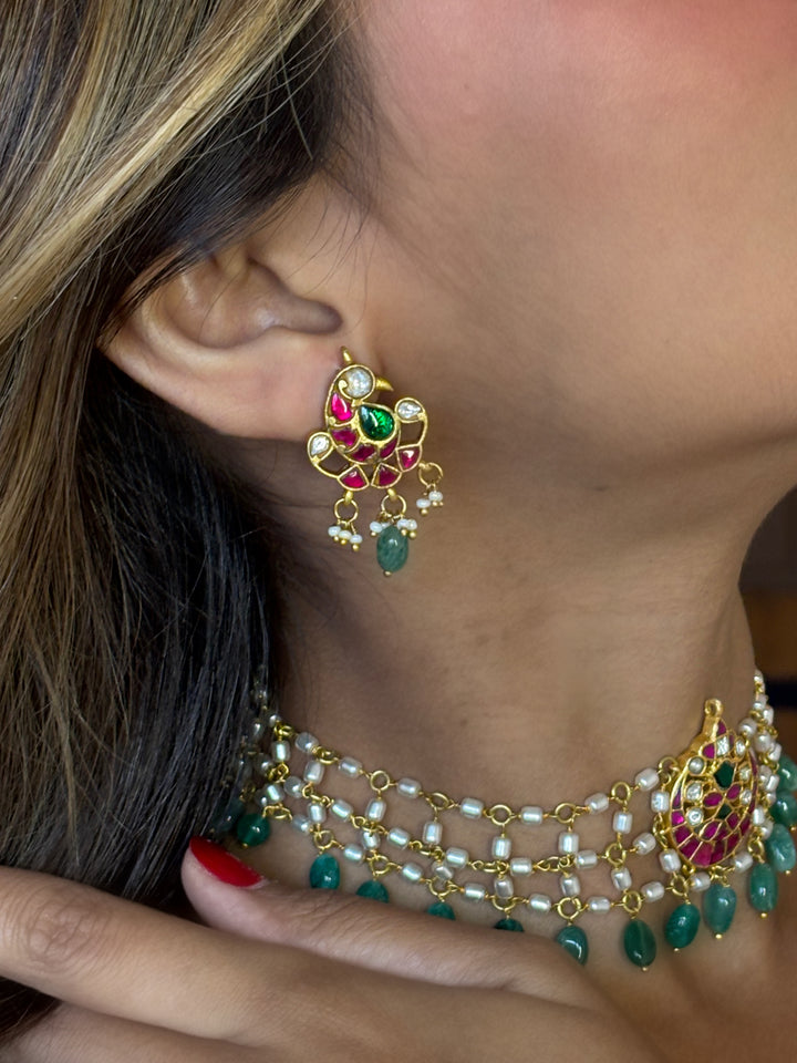 Elegant Jadau motive pearl peacock fusion set