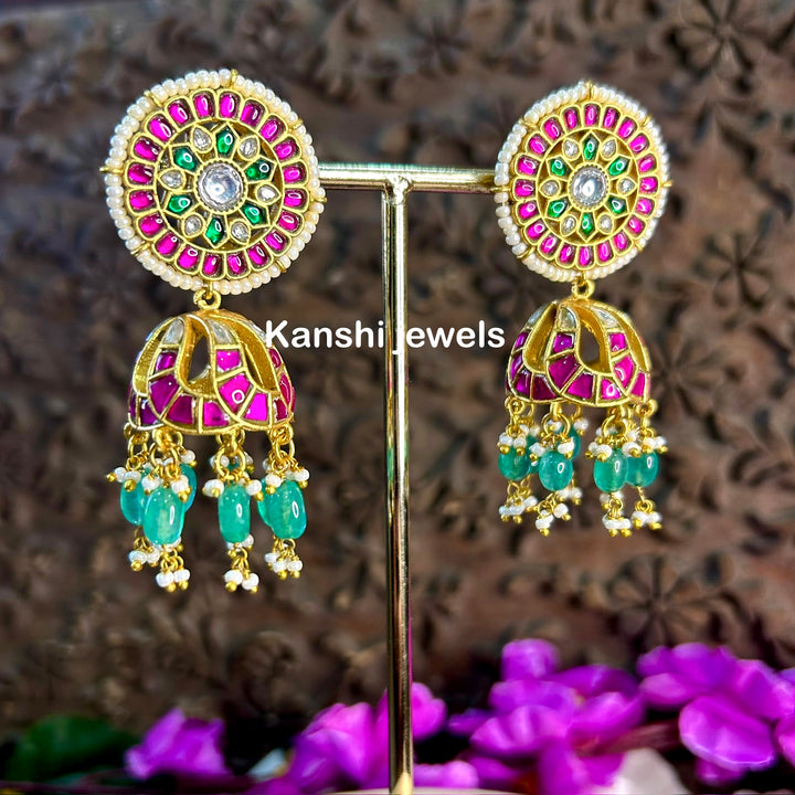 Jadau Kundan earrings by Kanshi Jewels,
Dulhan Kundan earrings,
Traditional Jadau earrings design,
Handcrafted Kundan earrings set,
Gold Jadau earrings for wedding,
Jadau Kundan earrings,
Kundan jhumka earrings,

