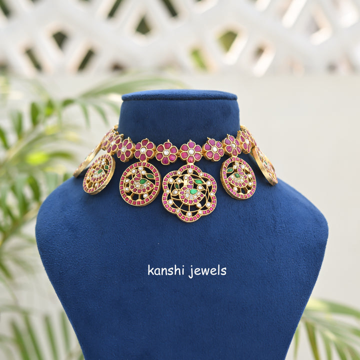Jadau butta necklace