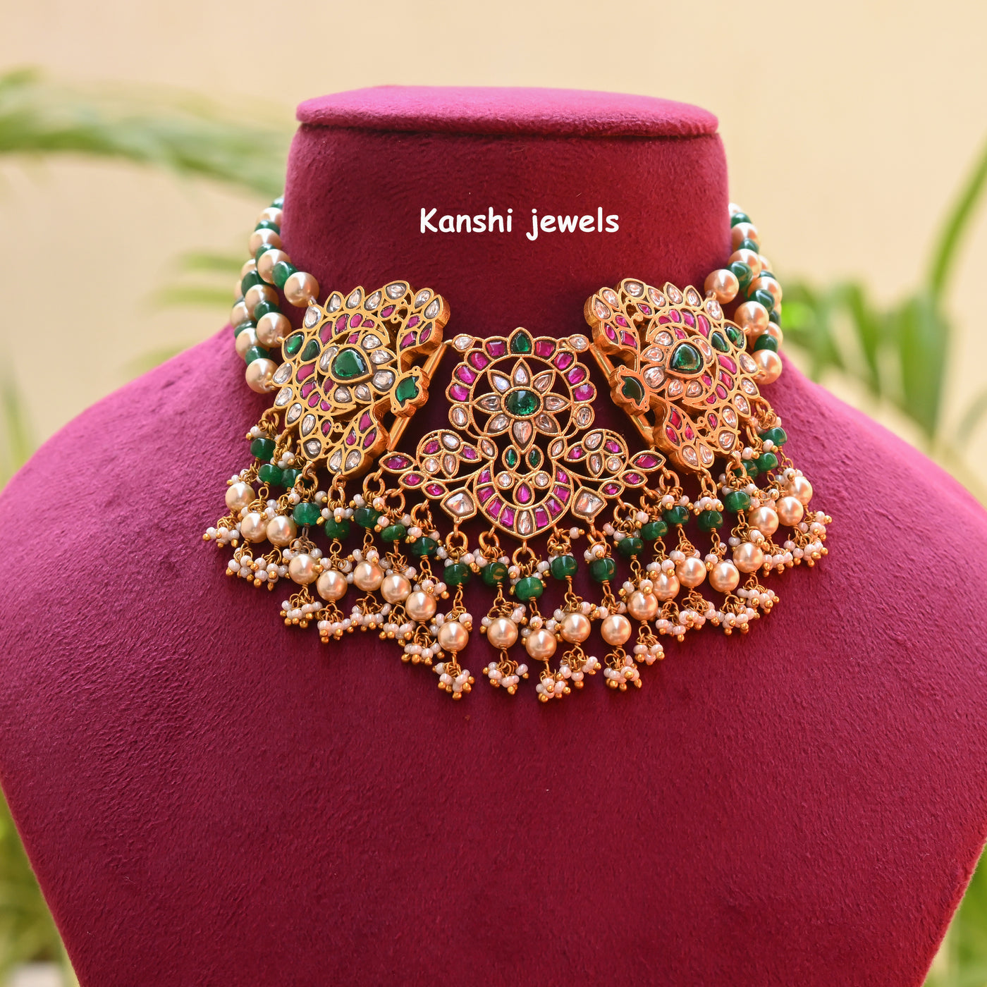 Jadau Kundan Choker