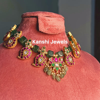 Jadau Kundan Choker