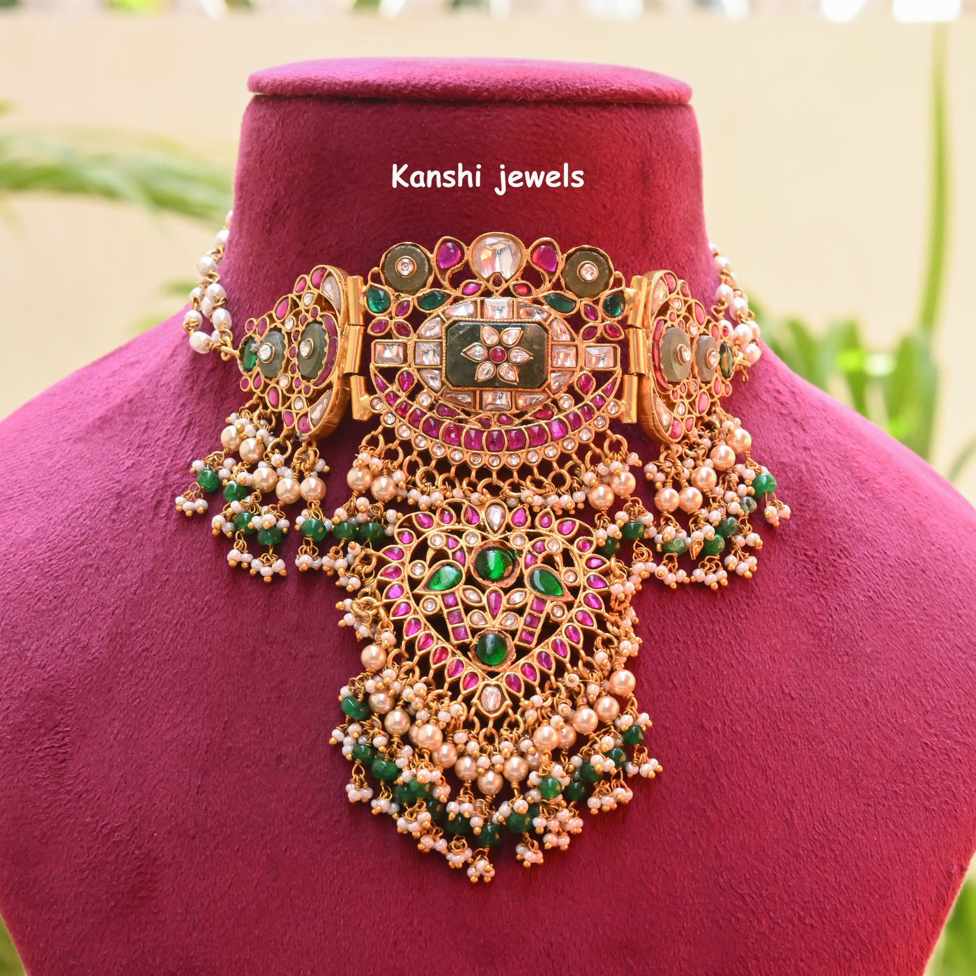 Jadau Kundan Choker