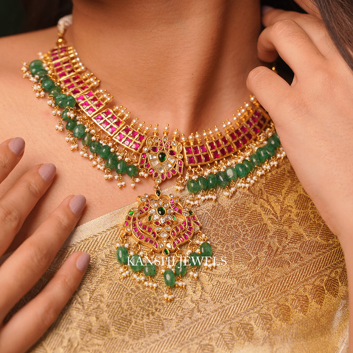 Jadau necklace