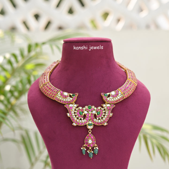 Jadau necklace