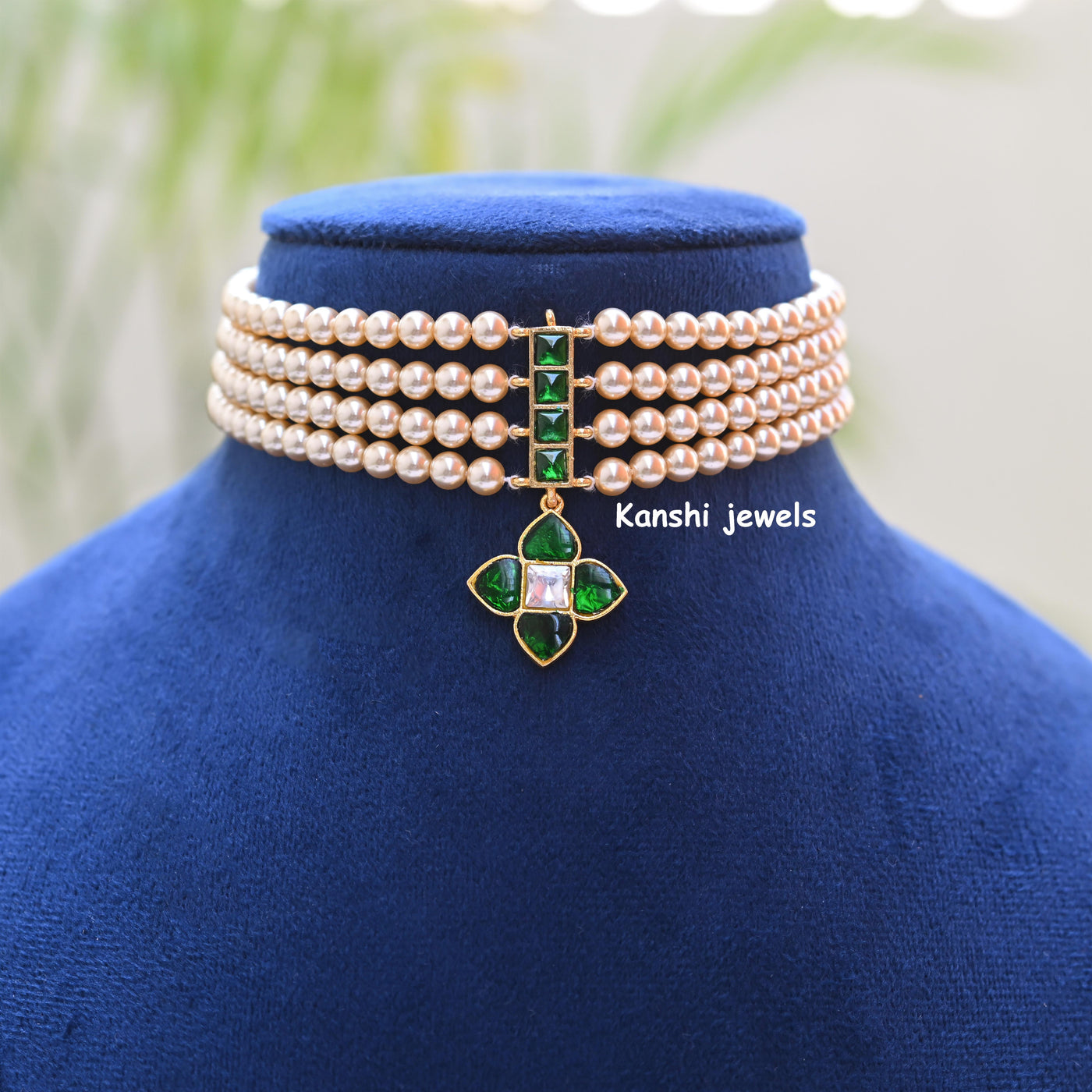 Jadau pearl choker