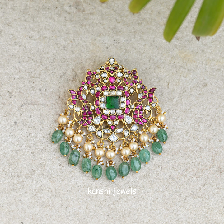 Jadau pendant