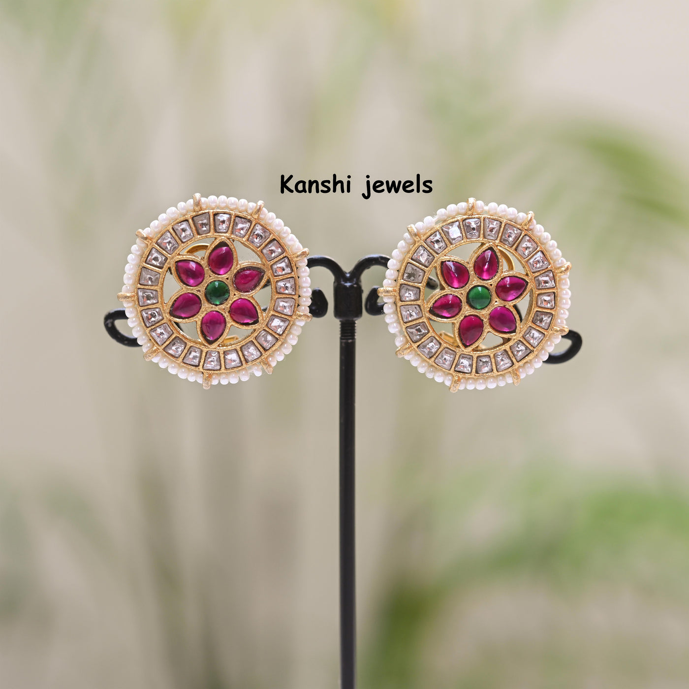 Jadau studs