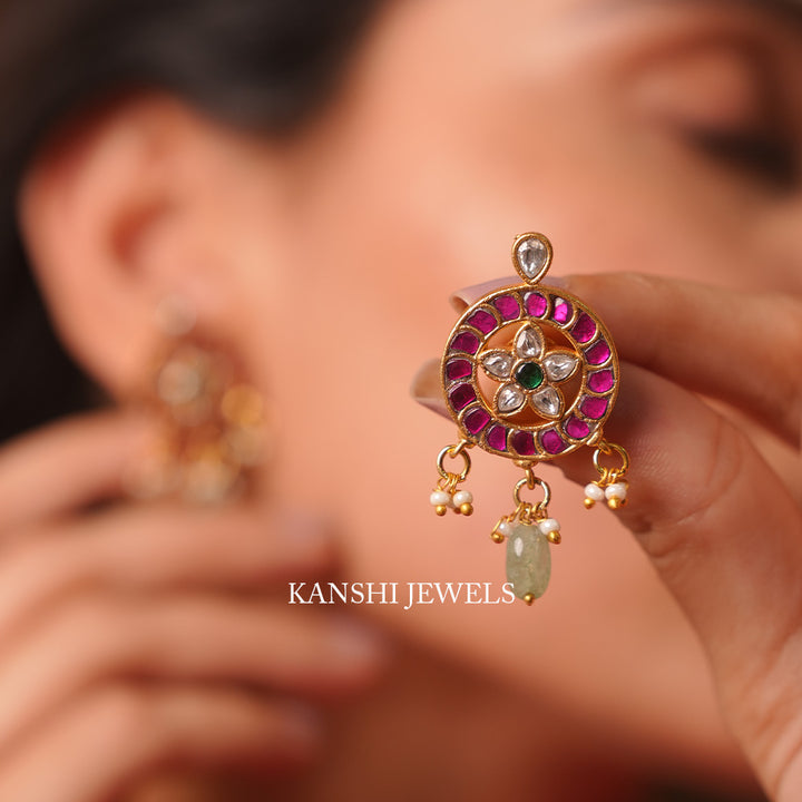 Jadau studs