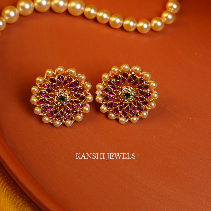 Elegant pearls rani studs