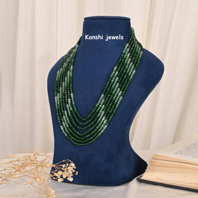 Green all tone necklace