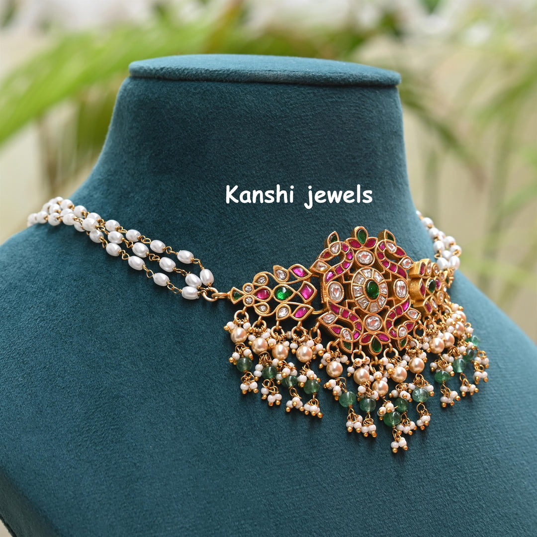 Jadau Kundan Choker