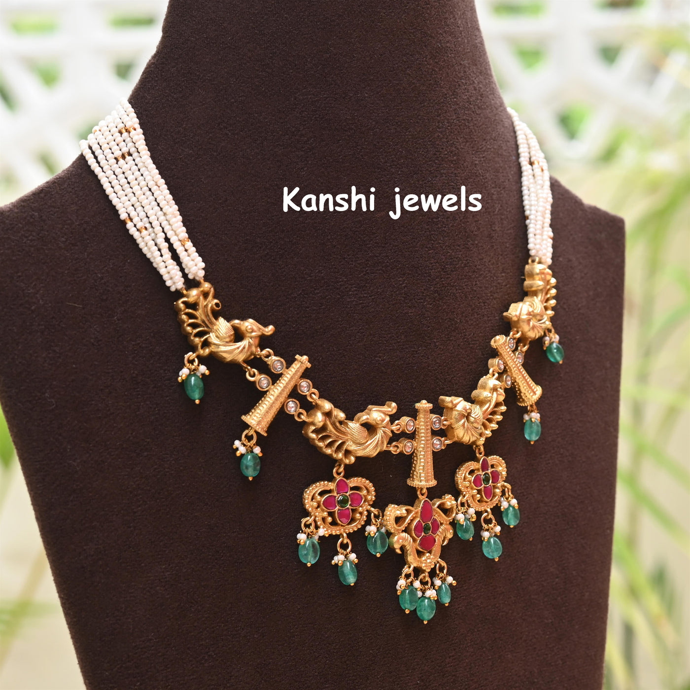 Jadau Kundan Choker